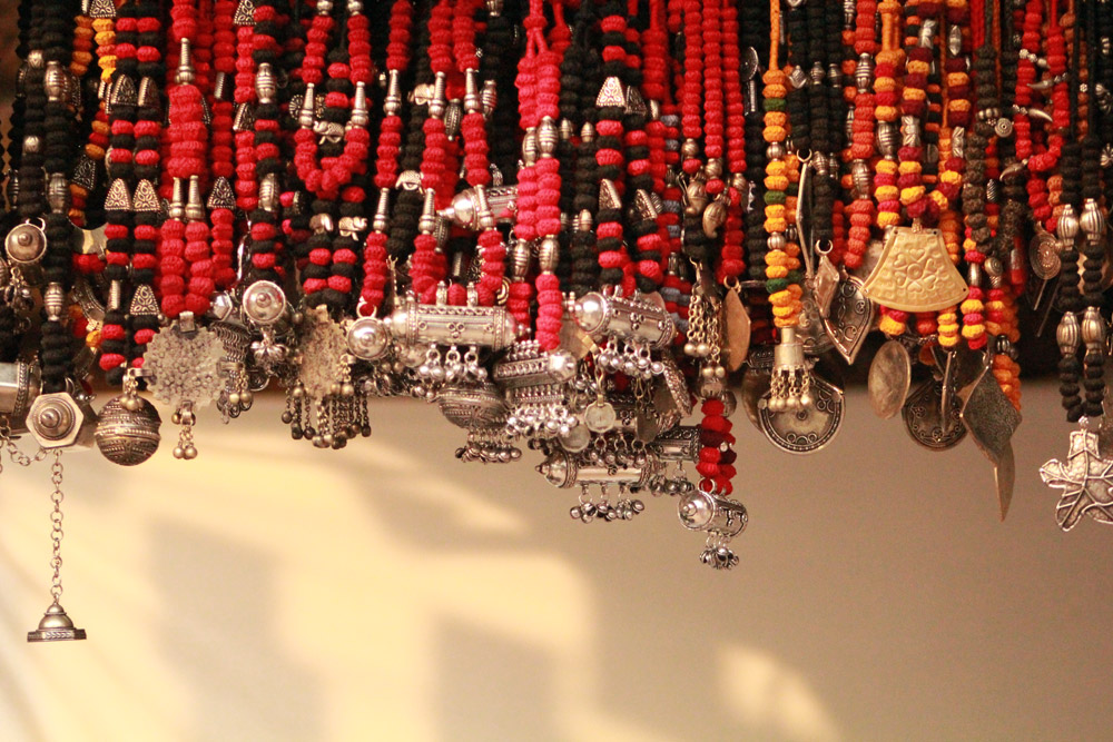 jewelry-handicraft-items