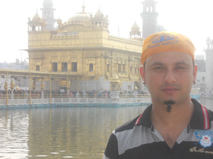 Tour in Golden Temple Amritsar Images